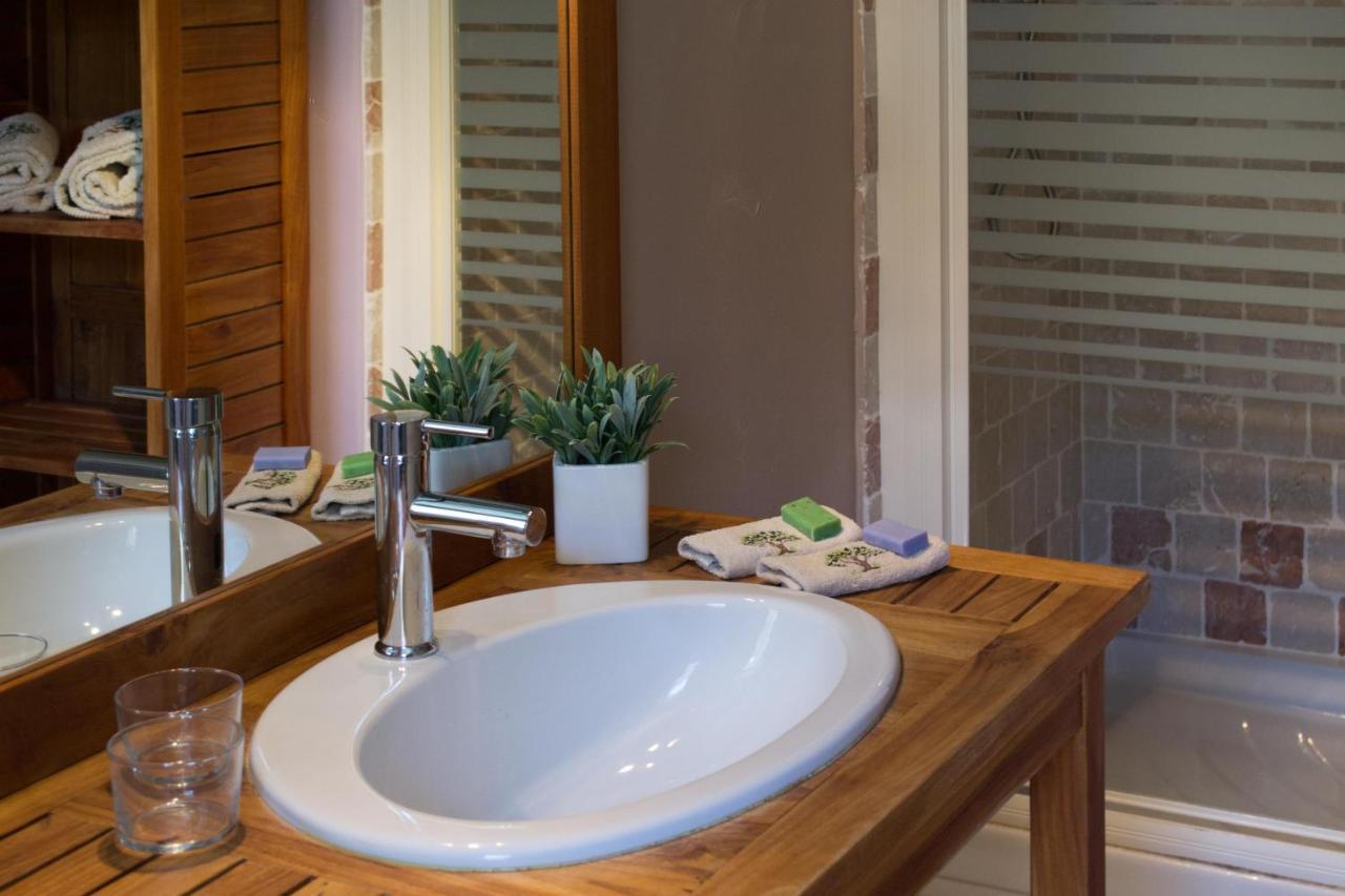 Le Bouquet De L Aromate Bed and Breakfast Joucas Εξωτερικό φωτογραφία