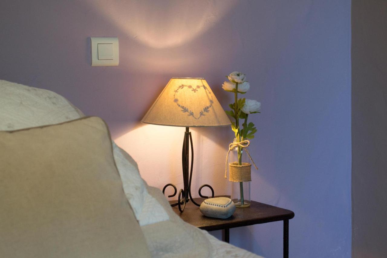 Le Bouquet De L Aromate Bed and Breakfast Joucas Εξωτερικό φωτογραφία